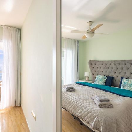 Apartment Aguamarina On The Beach Front مالقة المظهر الخارجي الصورة