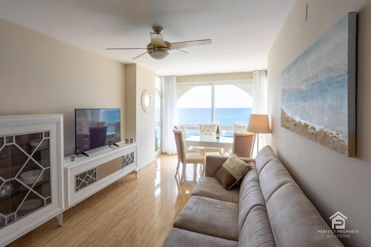 Apartment Aguamarina On The Beach Front مالقة المظهر الخارجي الصورة