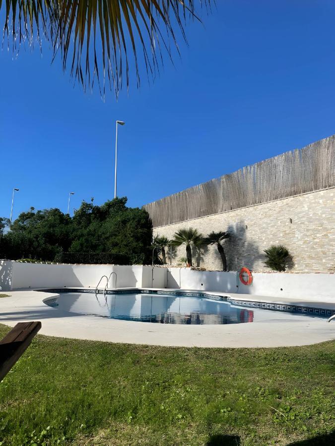 Apartment Aguamarina On The Beach Front مالقة المظهر الخارجي الصورة