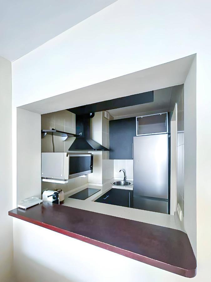Apartment Aguamarina On The Beach Front مالقة المظهر الخارجي الصورة