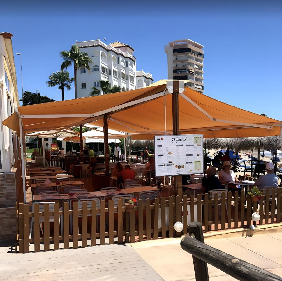 Apartment Aguamarina On The Beach Front مالقة المظهر الخارجي الصورة